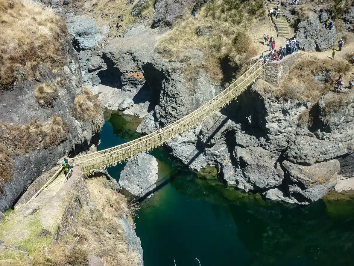 Puente Qeswachaca